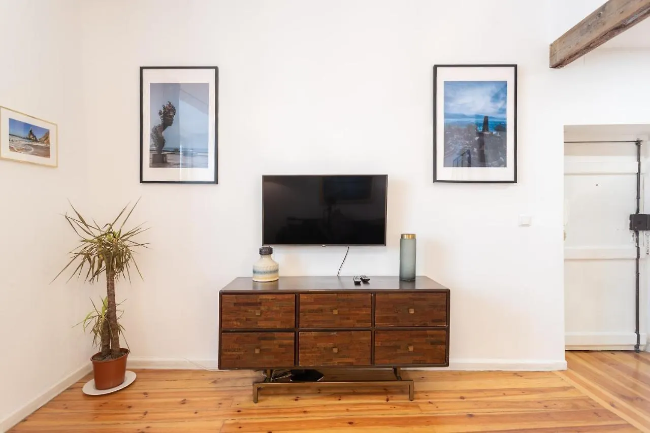 Le Flat | Cais Do Sodre Apartment Lisbon Portugal